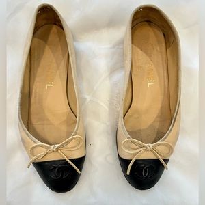 CHANEL BALLET FLATS Sz 35